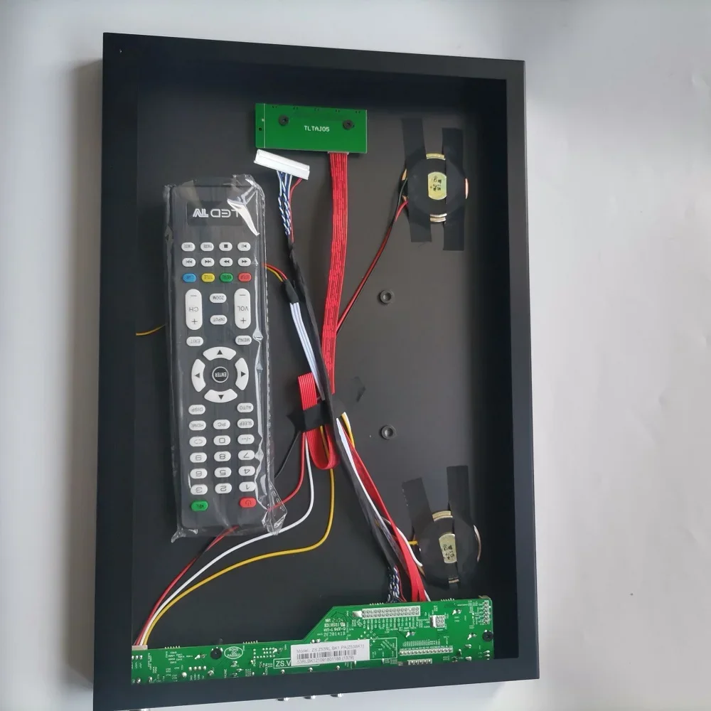 Плата контроллера телевизора AV HDMI-совместимая USB VGA + металлический корпус из алюминиевого сплава, задняя крышка панели для ЖК-экрана панели 14 дюймов 15,4 дюйма
Плата контроллера телевизора AV HDMI-совместимая USB VGA + металлический корпус из алюминиевого сплава, задняя крышка панели для ЖК-экрана панели 14 дюймов 15,4 дюйма