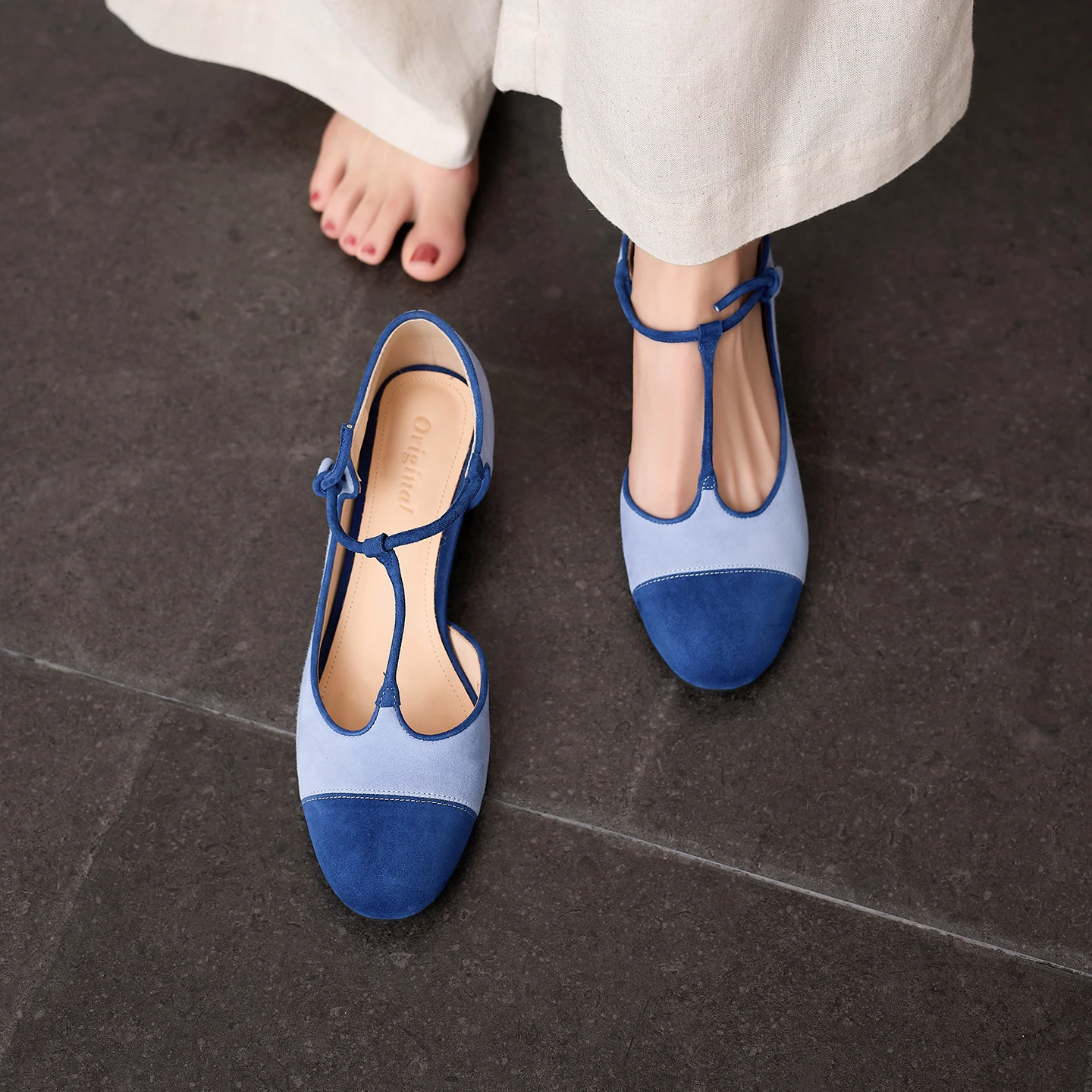 Genuine Leather Cowhide Suede Women's Sandals,Round Closed Toe T-Strap Summer High Heels, Fashion Party Women's Shoes
Genuine Leather Cowhide Suede Women's Sandals,Round Closed Toe T-Strap Summer High Heels, Fashion Party Women's Shoes