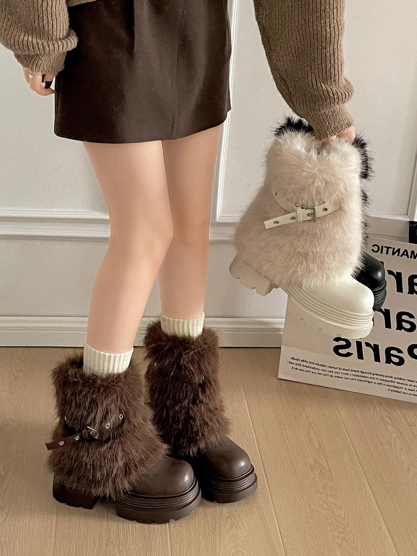 Белые зимние сапоги Fce на подкладке Thi Boted в стиле ретро, женская зимняя теплая уличная одежда, нескользящая меховая обувь Cotton oes на высоком каблуке
Белые зимние сапоги Fce на подкладке Thi Boted в стиле ретро, женская зимняя теплая уличная одежда, нескользящая меховая обувь Cotton oes на высоком каблуке