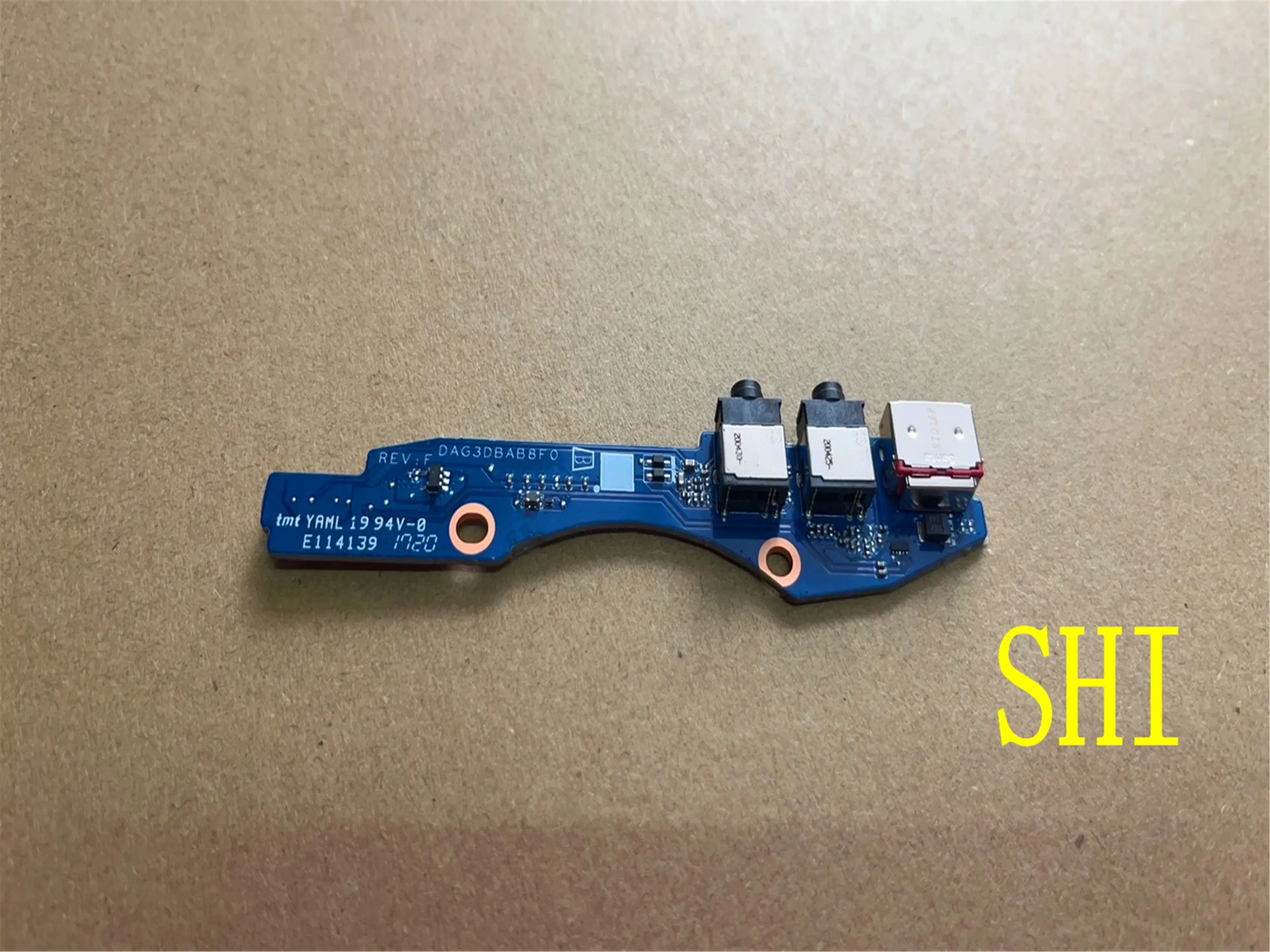 Новый оригинальный для ноутбука HP Pavilion 15-DC TPN-Q211, USB аудиоинтерфейсная плата DAG3DBAB8F0, бесплатная доставка
Новый оригинальный для ноутбука HP Pavilion 15-DC TPN-Q211, USB аудиоинтерфейсная плата DAG3DBAB8F0, бесплатная доставка