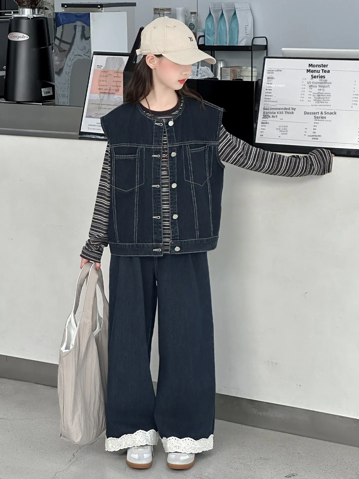 Girls' Casual Denim Set Autumn Faion Tee-Piece Suit Children's Clothing Korean Sle Long Sve Cotton Long Pants
Girls' Casual Denim Set Autumn Faion Tee-Piece Suit Children's Clothing Korean Sle Long Sve Cotton Long Pants