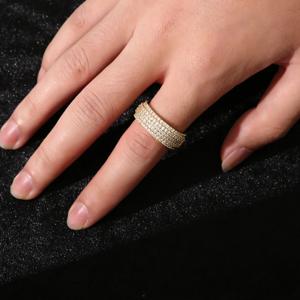 Personalized High Quality Iced Out Bling Engagement Wedding Band Ring Gift Brass Gold Plated Hip Hop Rapper Finger Rings Jewelry
Personalized High Quality Iced Out Bling Engagement Wedding Band Ring Gift Brass Gold Plated Hip Hop Rapper Finger Rings Jewelry