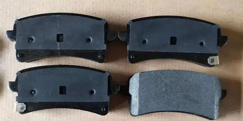 Передние тормозные колодки и задние тормозные колодки для Changan Kaicene Hunter F70 PEUGEOT Landtrek
Передние тормозные колодки и задние тормозные колодки для Changan Kaicene Hunter F70 PEUGEOT Landtrek