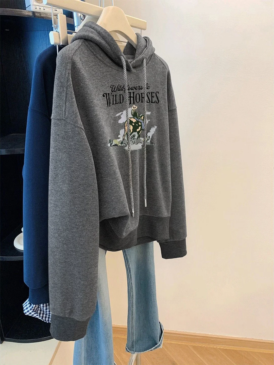 Retro High Street Personalized Print Hoodie Women's Spring Autumn Fashion Loose Slim Short Top Korean Style Long Sleeve
Retro High Street Personalized Print Hoodie Women's Spring Autumn Fashion Loose Slim Short Top Korean Style Long Sleeve