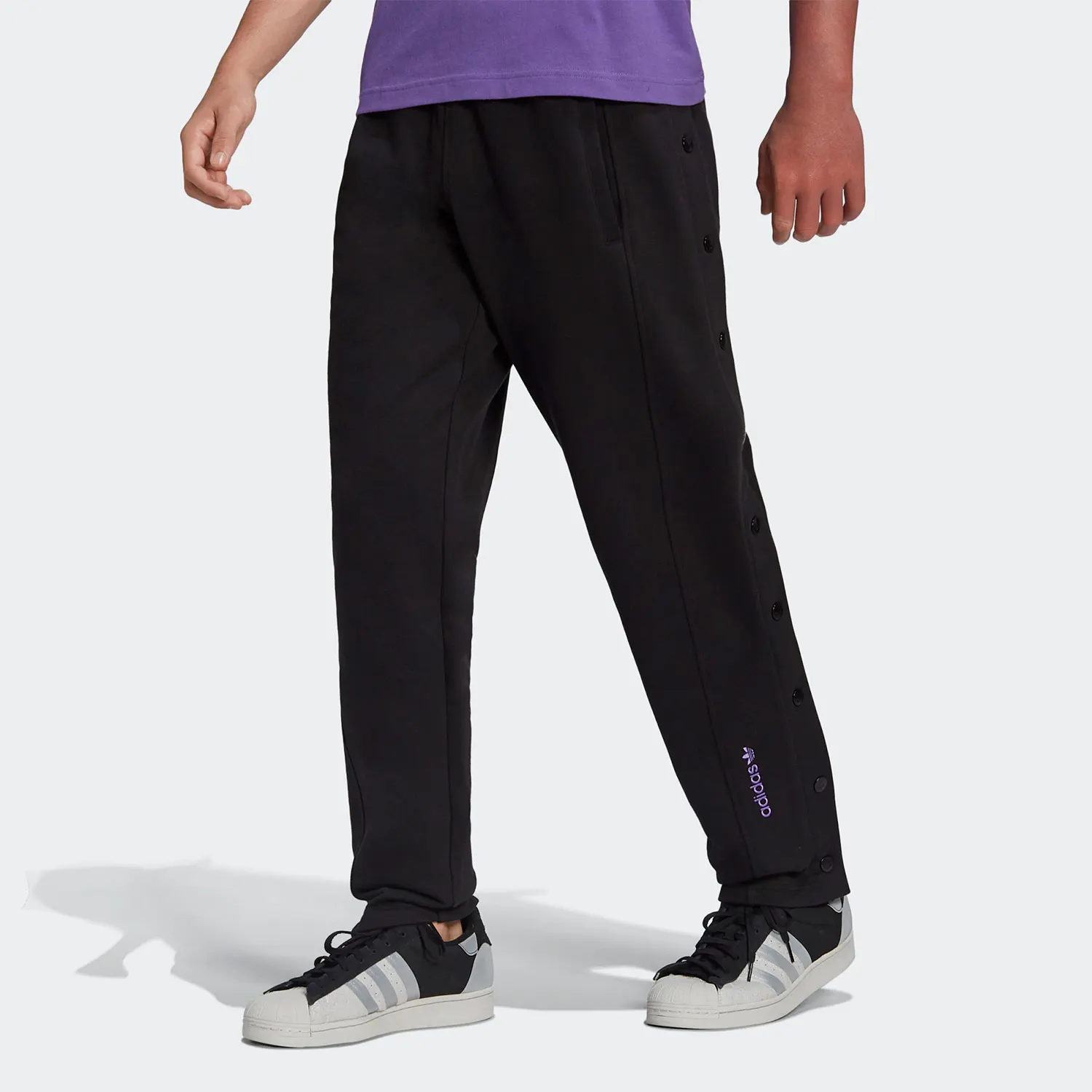Adidas Authentic Three Leaves Current Season New Men's Training Pants HN0379
Adidas Authentic Three Leaves Current Season New Men's Training Pants HN0379