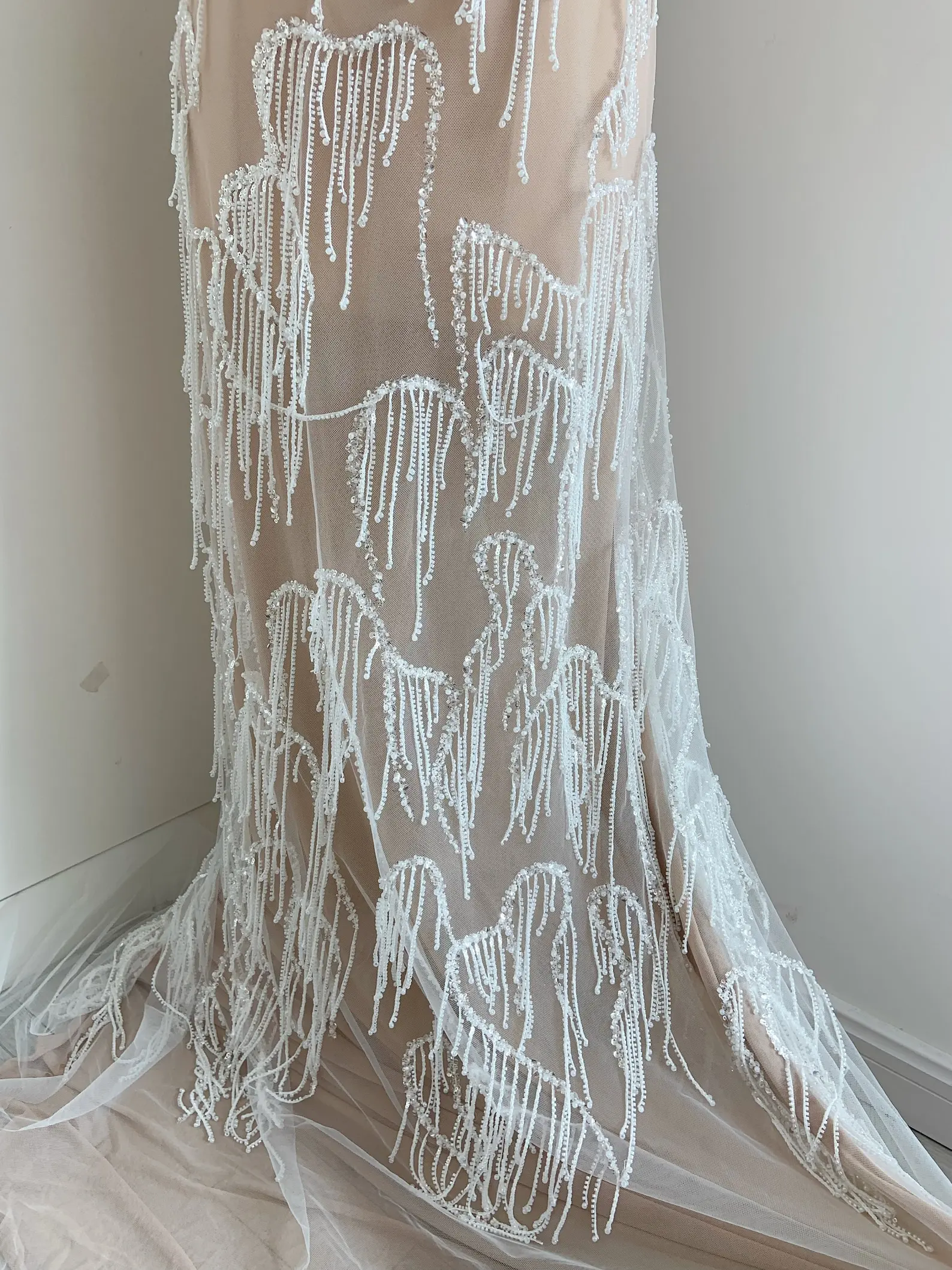 Off White 3D Tassel Beaded Lace Fabric White Wedding Dress Lace Accessories
Off White 3D Tassel Beaded Lace Fabric White Wedding Dress Lace Accessories