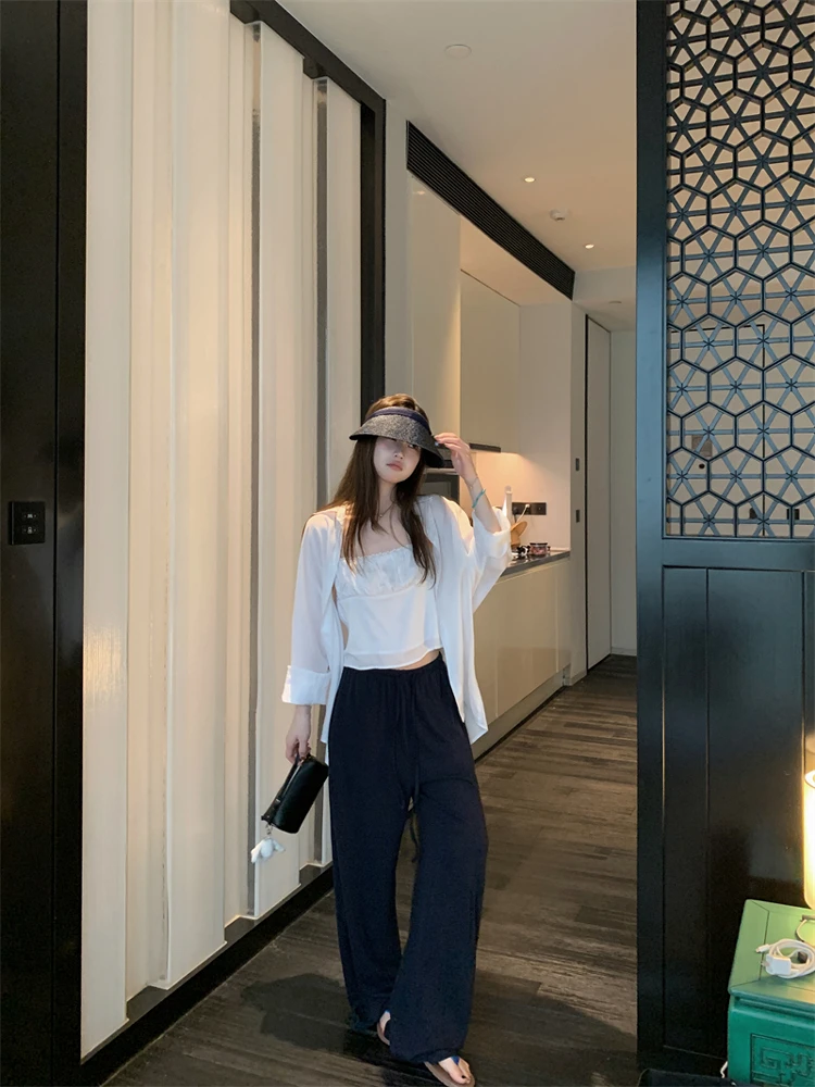 Sun Protection Silk Blend irt Women's Loose Fit Long Sve Thin Feel Collared Top Breathable Summer Faion Korean Sle
Sun Protection Silk Blend irt Women's Loose Fit Long Sve Thin Feel Collared Top Breathable Summer Faion Korean Sle