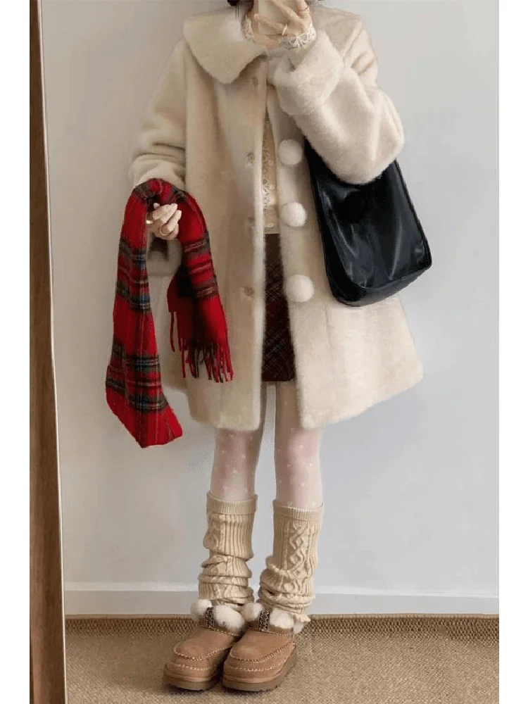 Пальто из искусственного меха Thiened Plu Lamb Fur Jaet с милым воротником-куклой, женская зимняя верхняя одежда, теплая хлопковая одежда, длинное пальто-свитер
Пальто из искусственного меха Thiened Plu Lamb Fur Jaet с милым воротником-куклой, женская зимняя верхняя одежда, теплая хлопковая одежда, длинное пальто-свитер