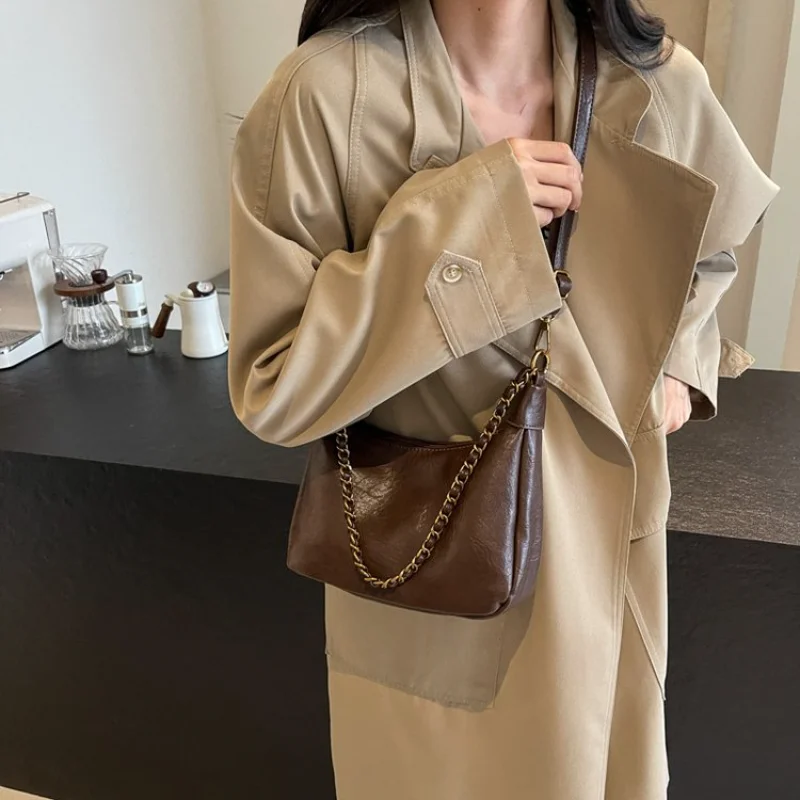 Women's Vintage Soft Leather Hobo Shoulder Bag with Gold Strap, for Daily Office, Streetwear, Weekend Travel, Shopping & Errands
Women's Vintage Soft Leather Hobo Shoulder Bag with Gold Strap, for Daily Office, Streetwear, Weekend Travel, Shopping & Errands