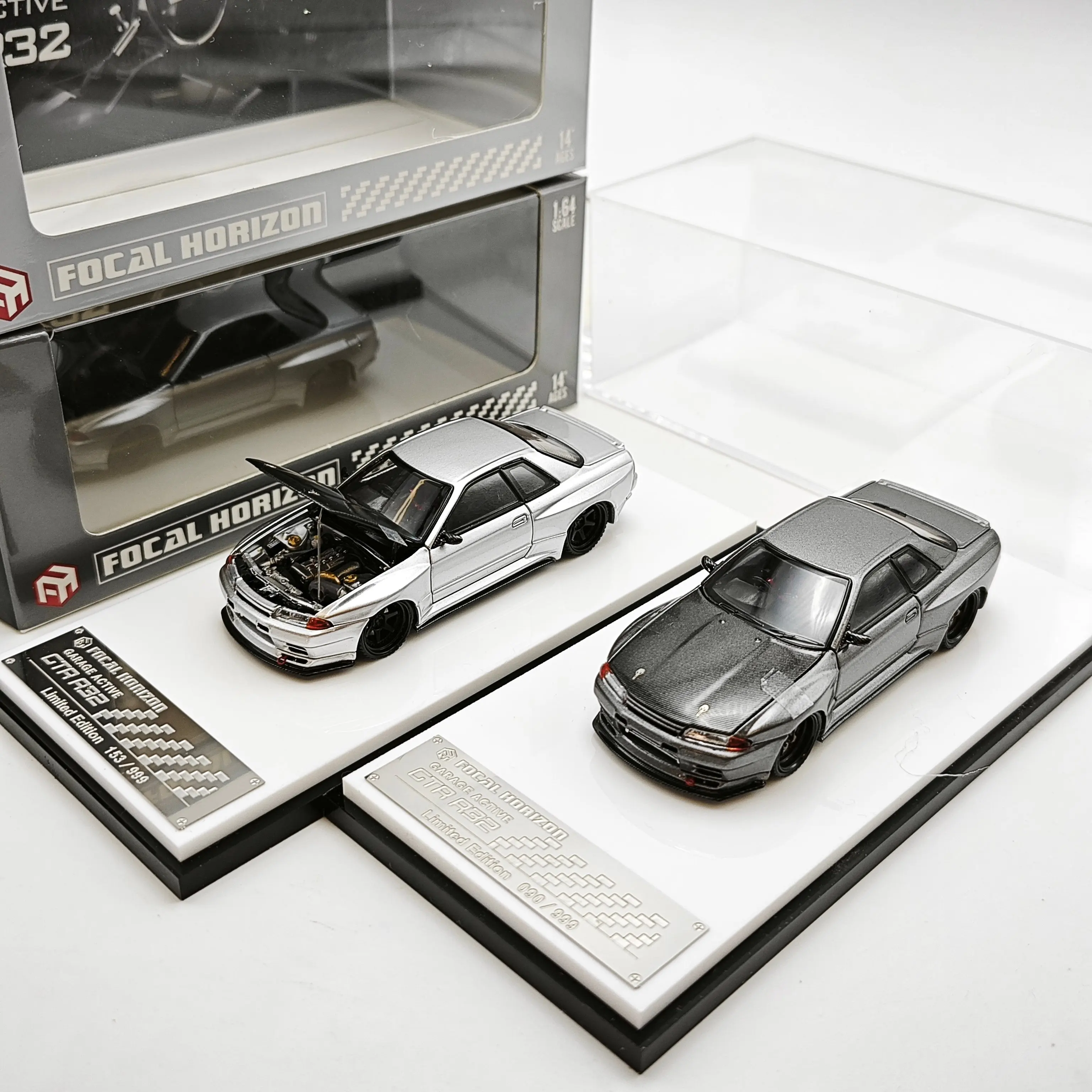 FH 1:64 R32 Garage Active Carbon Hood Front Cover Openable Diecast Alloy Car Model
FH 1:64 R32 Garage Active Carbon Hood Front Cover Openable Diecast Alloy Car Model