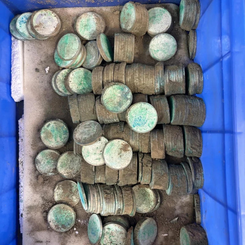 Green Embroidered Copper Plate Antique Silver Dollar Single Price Random Delivery
Green Embroidered Copper Plate Antique Silver Dollar Single Price Random Delivery