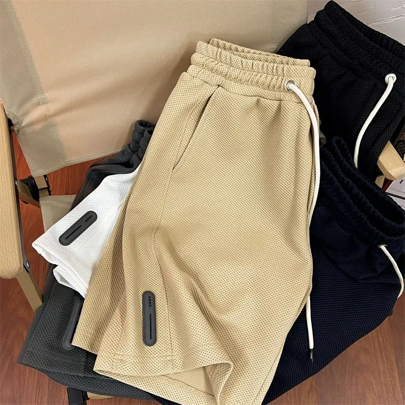 Men's Breathable Loose Sporty Shorts Summer Casual Fashionable Five-Quarter Pants Straight Leg Elastic Waist Youthful Vitality
Men's Breathable Loose Sporty Shorts Summer Casual Fashionable Five-Quarter Pants Straight Leg Elastic Waist Youthful Vitality