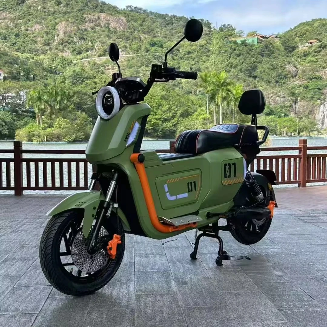 Hot Sales Fashion Electric Motorcycle New Model High-speed Electric Scooter Large Size Electric Bike
Hot Sales Fashion Electric Motorcycle New Model High-speed Electric Scooter Large Size Electric Bike