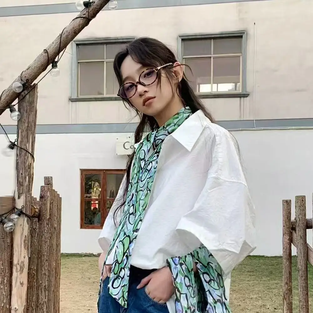 Retro Ribbon Floral Scarf Printed Stripe Scarf Headband Dressing Decoration Thin Polka Dot Scarf Beach
Retro Ribbon Floral Scarf Printed Stripe Scarf Headband Dressing Decoration Thin Polka Dot Scarf Beach
