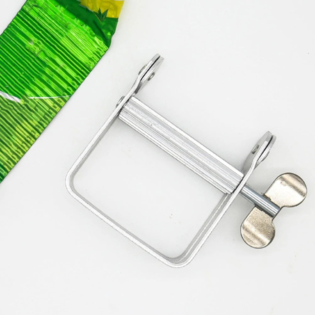 2pcs Pusher Squeezer Aluminum Body Manual Roller Tube Dispenser Reusable Tube Roller Squeezer Home Travel Solution 
2pcs Pusher Squeezer Aluminum Body Manual Roller Tube Dispenser Reusable Tube Roller Squeezer Home Travel Solution
