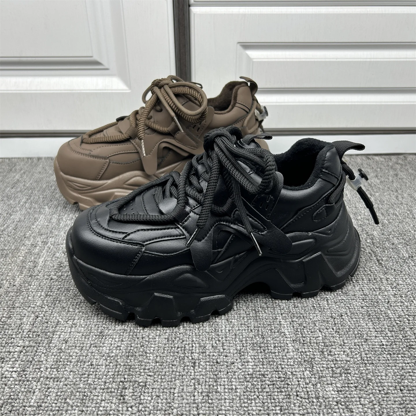 Leather Cotton Added Ultra-Light Winter Dad oes Women's Versatile Comfortable Sport oes Heightening Warm round Toe Flatform
Leather Cotton Added Ultra-Light Winter Dad oes Women's Versatile Comfortable Sport oes Heightening Warm round Toe Flatform