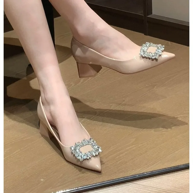 High-end sequined square buckle pointed-toe high heels - 2026 Summer fashionable women's one-piece thick-soled single shoe
High-end sequined square buckle pointed-toe high heels - 2026 Summer fashionable women's one-piece thick-soled single shoe
