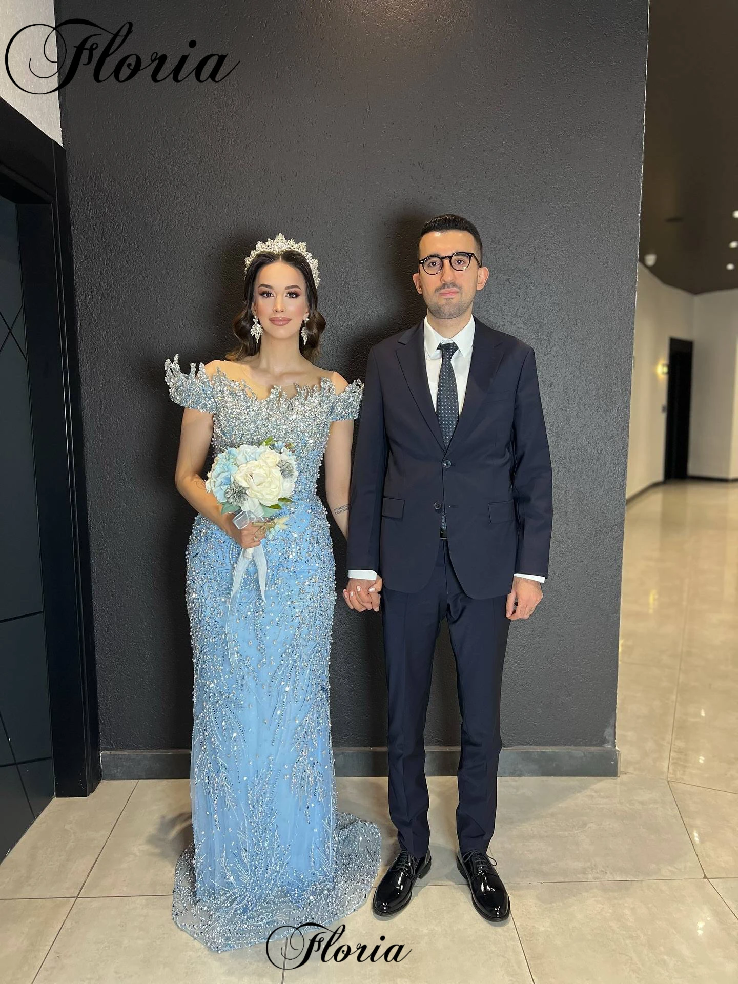 Sky Blue Sheer Neck Prom Dresses For Women 2025 Off Shoulder Wedding Party Dresses Mermaid Engagement Dresses Customized
Sky Blue Sheer Neck Prom Dresses For Women 2025 Off Shoulder Wedding Party Dresses Mermaid Engagement Dresses Customized