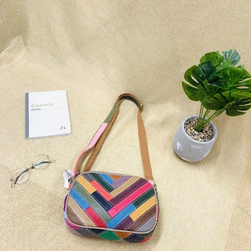 2024 New Handmade Leather Small Bag Single Shoulder Contrast Color Genuine Leather Crossbody Women's Bag Artistic Retro
2024 New Handmade Leather Small Bag Single Shoulder Contrast Color Genuine Leather Crossbody Women's Bag Artistic Retro