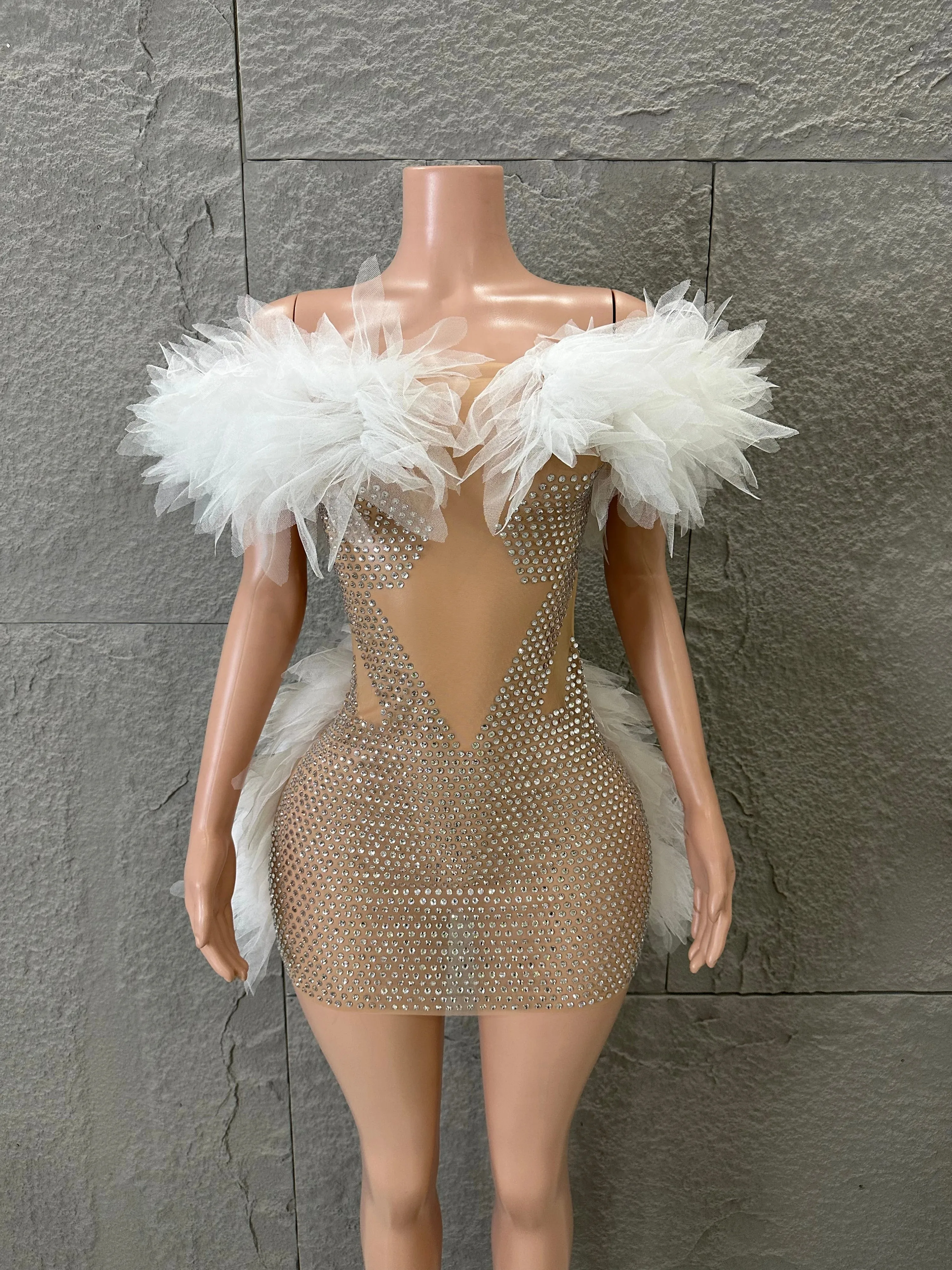 Opulent White Tulle Mesh Mini Dress Women Crystal Rhinestone Embellished Sheer Illusion Neck Bridal Shower Birthday Party Dress
Opulent White Tulle Mesh Mini Dress Women Crystal Rhinestone Embellished Sheer Illusion Neck Bridal Shower Birthday Party Dress