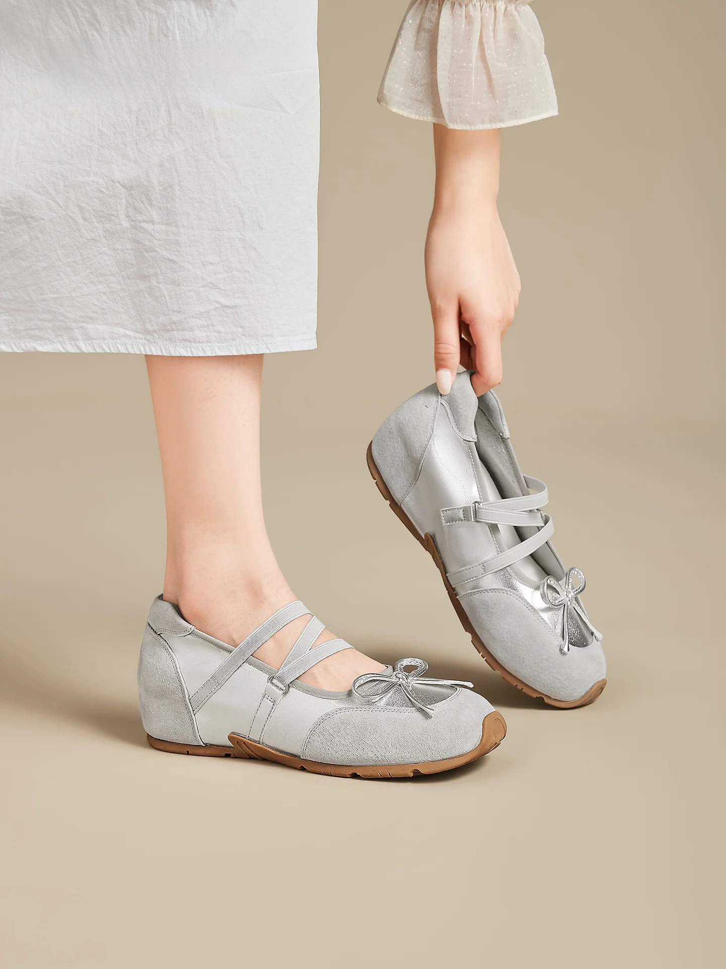 Agsdon Mary Janes Ballet Flat Shoes Women's Summer Sport Dequn High Heel Casual Style Fabric Inner Lined Slip-On Shoes
Agsdon Mary Janes Ballet Flat Shoes Women's Summer Sport Dequn High Heel Casual Style Fabric Inner Lined Slip-On Shoes