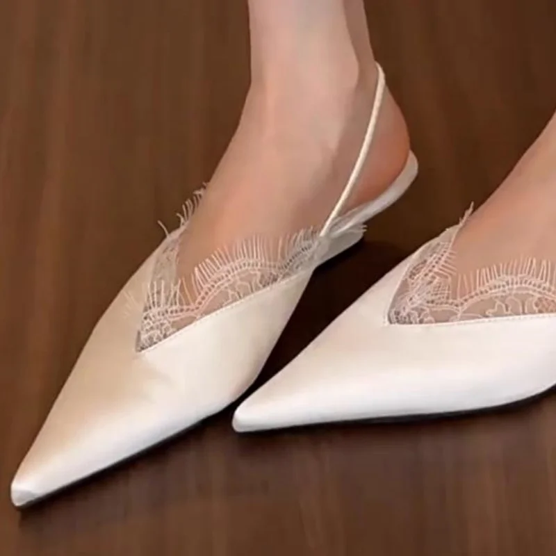 Lace Shoes for Ladies Pointed Toe Kitten Heels Female Sandals Back Strap Tacones Sewing Lines Zapatos Mujer Solid Chassure Femme
Lace Shoes for Ladies Pointed Toe Kitten Heels Female Sandals Back Strap Tacones Sewing Lines Zapatos Mujer Solid Chassure Femme