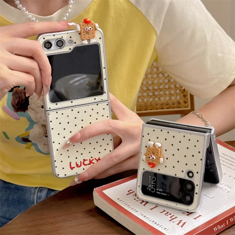 Wave Dot 3D Biscuit Phone Case for Samsung Galaxy Z Flip 6 5 4 3 Protective Back Cover for ZFlip4 ZFlip5 ZFlip6 Case Shell
Wave Dot 3D Biscuit Phone Case for Samsung Galaxy Z Flip 6 5 4 3 Protective Back Cover for ZFlip4 ZFlip5 ZFlip6 Case Shell