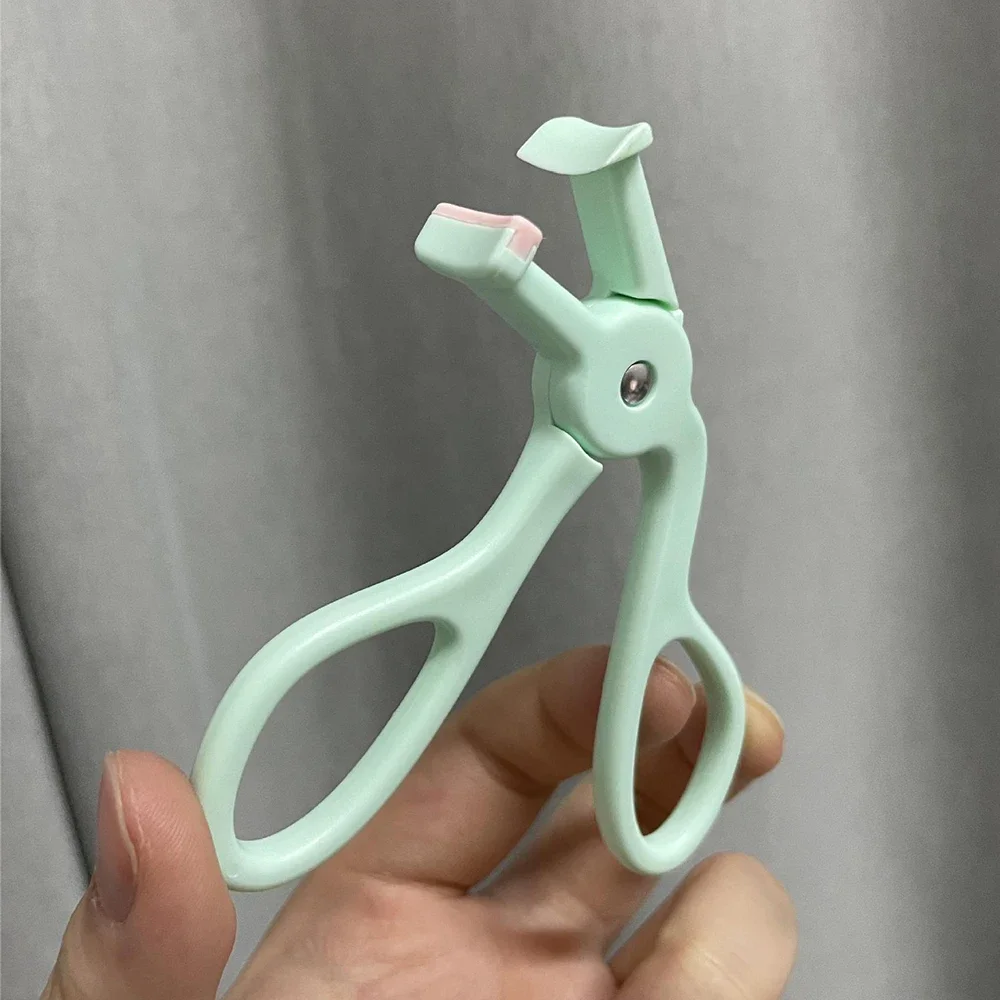 New Easy Operation Eyelash Curler Non-picky Eyelash Curl Long Lasting Stereotyping Women Makeup Tool
New Easy Operation Eyelash Curler Non-picky Eyelash Curl Long Lasting Stereotyping Women Makeup Tool
