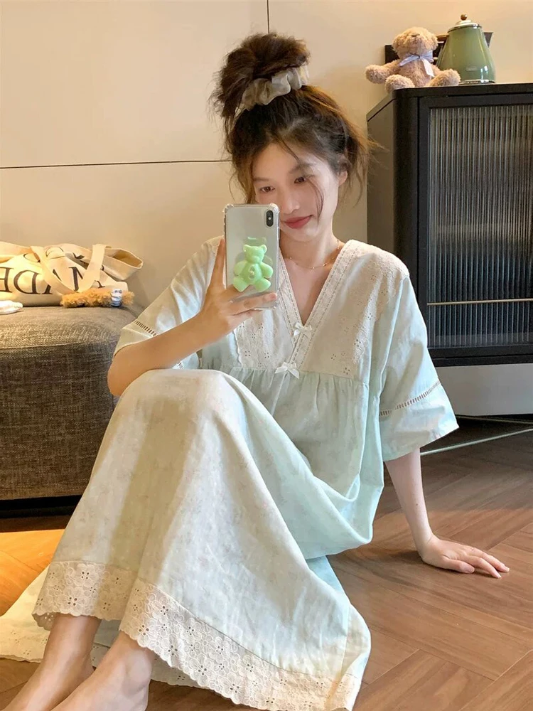 Rustic Sweet Japanese Style Lace Trim round Neck Home Clothes Sleepwear Summer New Arrival Women's Long Skirt Nightgown
Rustic Sweet Japanese Style Lace Trim round Neck Home Clothes Sleepwear Summer New Arrival Women's Long Skirt Nightgown