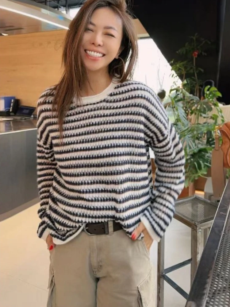 Y2k Spring Fall Striped T-Shirt Pullover Women Basic Oversized Long-Sleeve Pullovers Korean Streetwear 2000s Vintage Casual Tops 
Y2k Spring Fall Striped T-Shirt Pullover Women Basic Oversized Long-Sleeve Pullovers Korean Streetwear 2000s Vintage Casual Tops