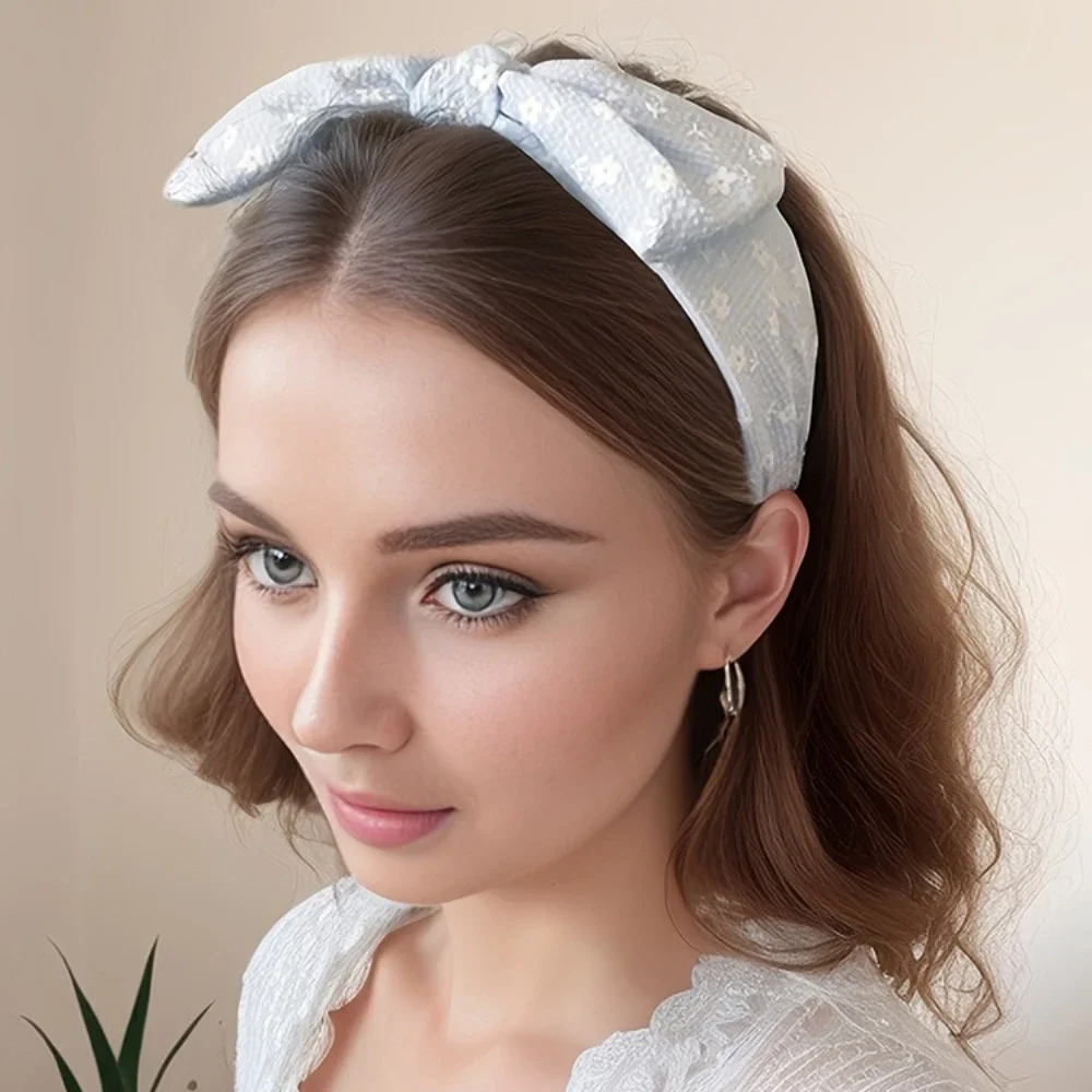 New 2025 Hair Styling Accessories Small Flower Hairbands for Women Girls Soft Wide Hoops Big Bowknot Cross Headband Summer Gift
New 2025 Hair Styling Accessories Small Flower Hairbands for Women Girls Soft Wide Hoops Big Bowknot Cross Headband Summer Gift