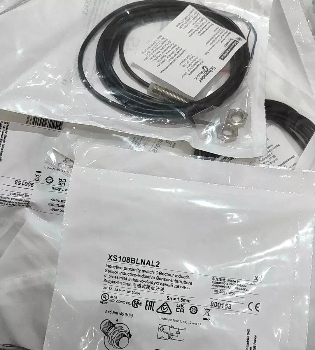 XS108BLNAL2 Inductive sensor XS1 M8, L42mm, brass, Sn1.5 mm, 12..24VDC, cable 2m
XS108BLNAL2 Inductive sensor XS1 M8, L42mm, brass, Sn1.5 mm, 12..24VDC, cable 2m