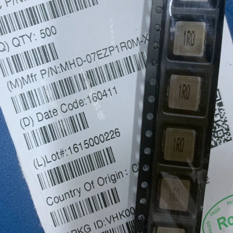 10PCS-50PCS MHD-07EZP1R0M-XC Screen Printing 1R0 Meilei 3232 Integrated Inductor 7.7*8*5
10PCS-50PCS MHD-07EZP1R0M-XC Screen Printing 1R0 Meilei 3232 Integrated Inductor 7.7*8*5