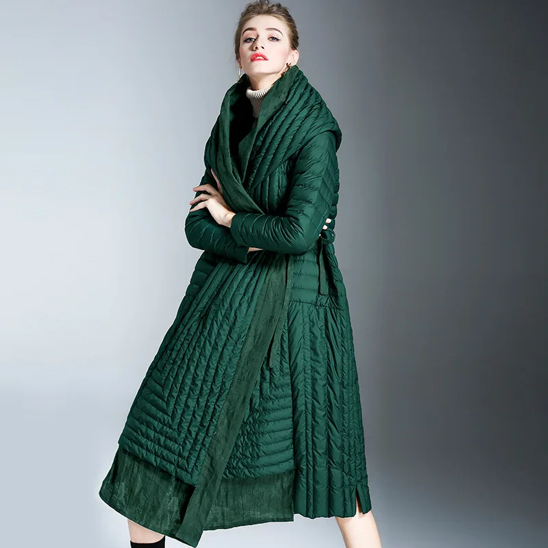 Новый зимний женский пуховик с капюшоном, приталенный крой, модное белое пальто на утином пуху
Новый зимний женский пуховик с капюшоном, приталенный крой, модное белое пальто на утином пуху