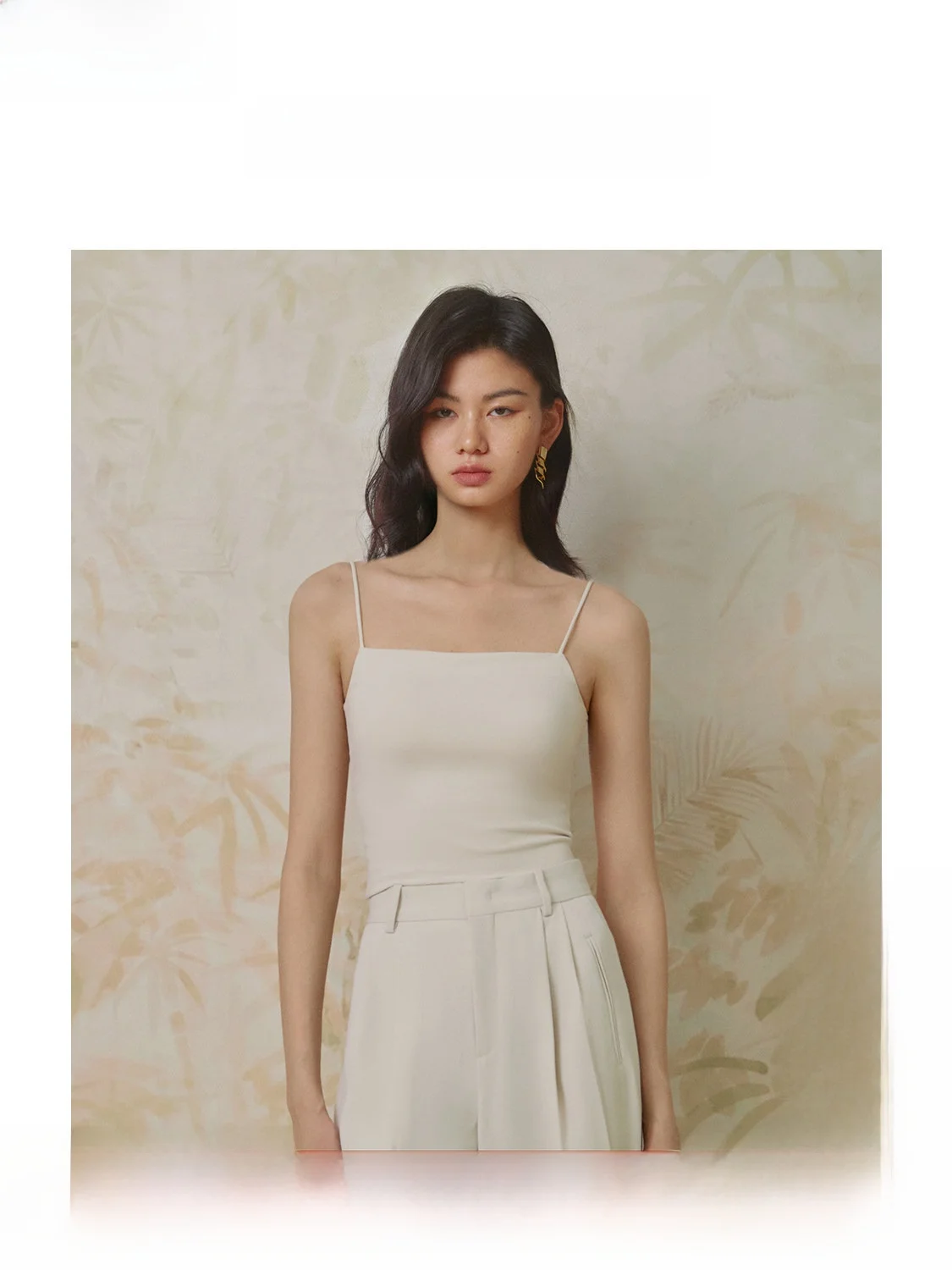 Женский топ ручной работы из двух частей со встроенными чашечками, летняя повседневная одежда, верхняя одежда из нейлоновой ткани, с низким круглым вырезом
Женский топ ручной работы из двух частей со встроенными чашечками, летняя повседневная одежда, верхняя одежда из нейлоновой ткани, с низким круглым вырезом