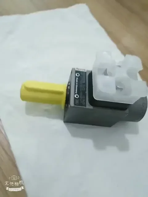 DRE4K-40/18G24-10N9K4M, R901202978 Детали бетононасоса Zoomlion Sany электромагнитного клапана сжатия
DRE4K-40/18G24-10N9K4M, R901202978 Детали бетононасоса Zoomlion Sany электромагнитного клапана сжатия