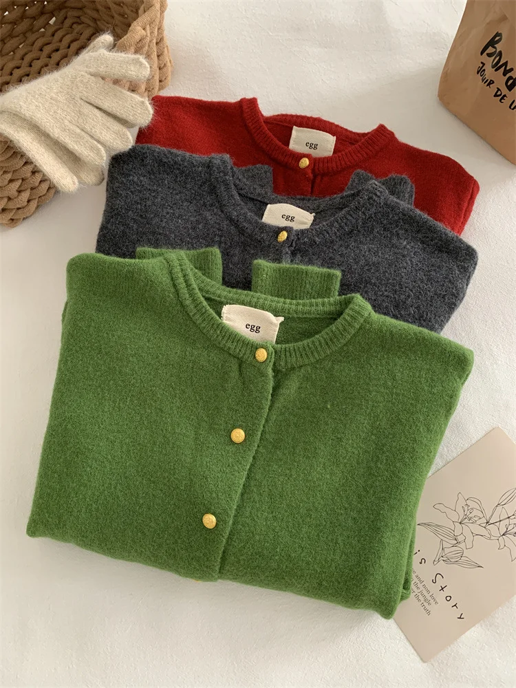 Gold Button Round Neck Knitted Sweater For Women's 2025Autumn/winter New Base Knit Cardigan
Gold Button Round Neck Knitted Sweater For Women's 2025Autumn/winter New Base Knit Cardigan