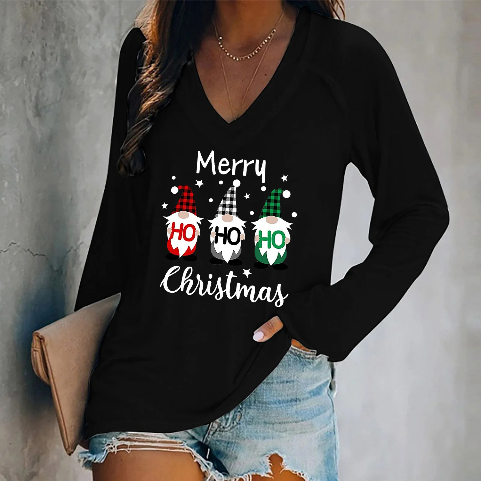 Women's long sleeved V-neck contrasting color patchwork casual oversized T-shirt top versatile temperament and personality
Women's long sleeved V-neck contrasting color patchwork casual oversized T-shirt top versatile temperament and personality