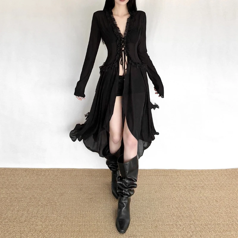 2026 New Retro Gothic Dark Sexy Top Women Streetwear Harajuku Coquette Y2k See Through V-neck Long Sleeve Versatile Tops Female
2026 New Retro Gothic Dark Sexy Top Women Streetwear Harajuku Coquette Y2k See Through V-neck Long Sleeve Versatile Tops Female