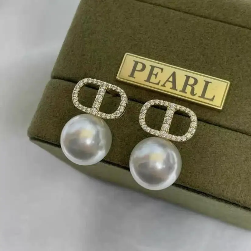 gorgeous 10-11mm south sea round white pearl dangle earring 925s
gorgeous 10-11mm south sea round white pearl dangle earring 925s