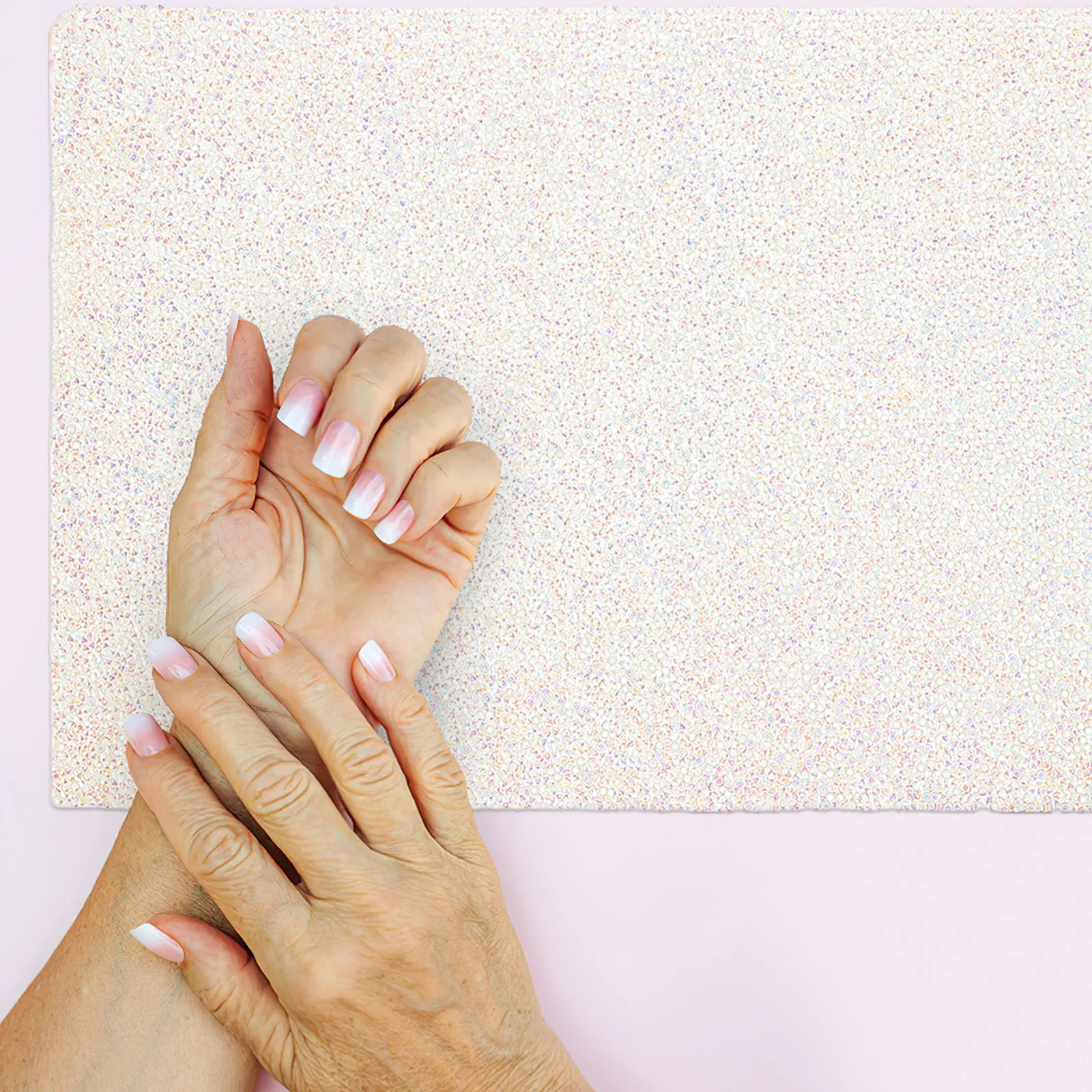 Luxury Pink Diamond Studded Table Mat for Nail Non Slip Manicure Table Cover Comfortable Hand Rest Salon Essential
Luxury Pink Diamond Studded Table Mat for Nail Non Slip Manicure Table Cover Comfortable Hand Rest Salon Essential