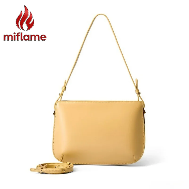 Minimalist Shoulder Bag for Women Genuine Leather Office Bag Handbag Top Handle Fashion Trend Design
Minimalist Shoulder Bag for Women Genuine Leather Office Bag Handbag Top Handle Fashion Trend Design