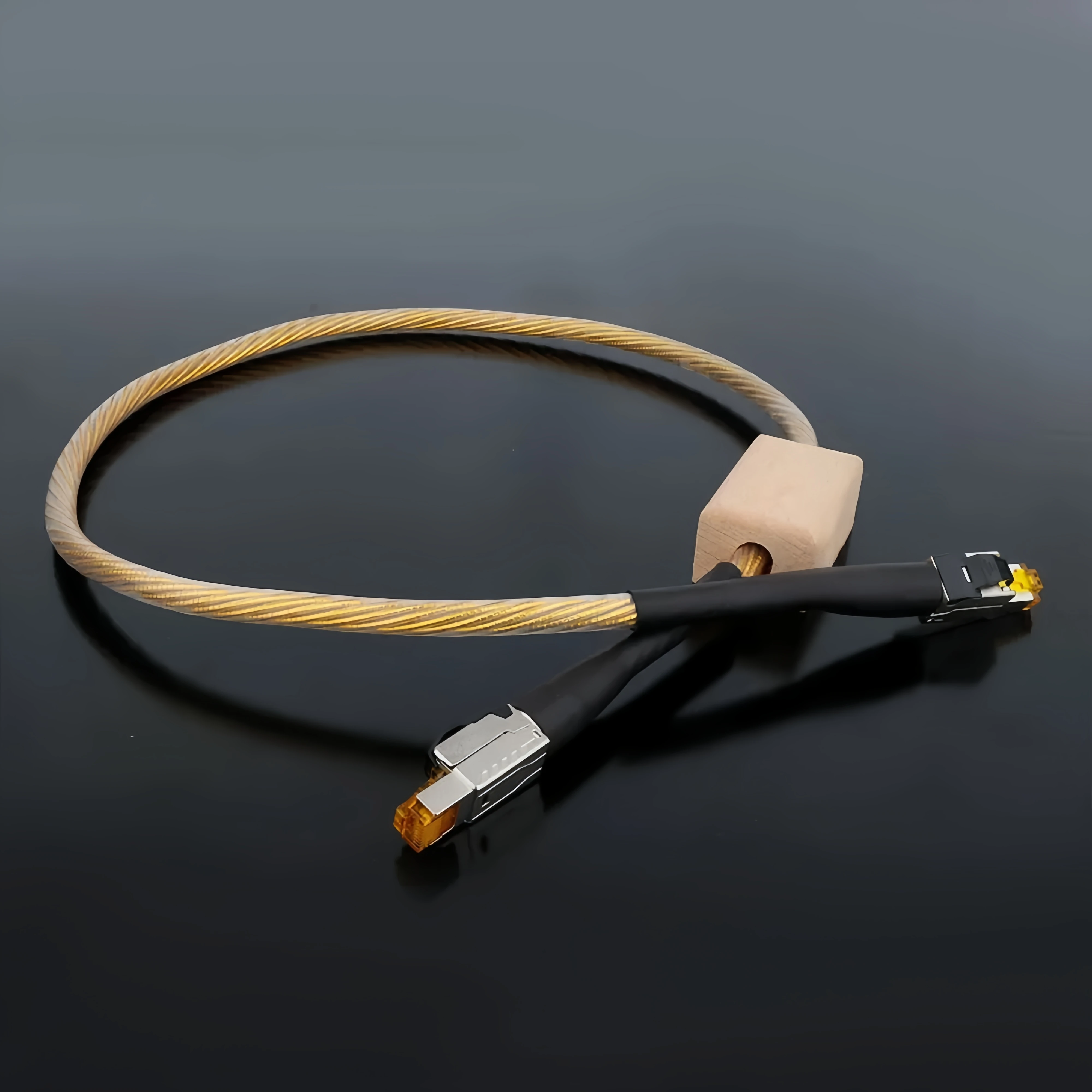 Ethernet Cable Cat8 Speed Lan Cable RJ45 Network Patch Cable with high purity silver plated conductor
Ethernet Cable Cat8 Speed Lan Cable RJ45 Network Patch Cable with high purity silver plated conductor