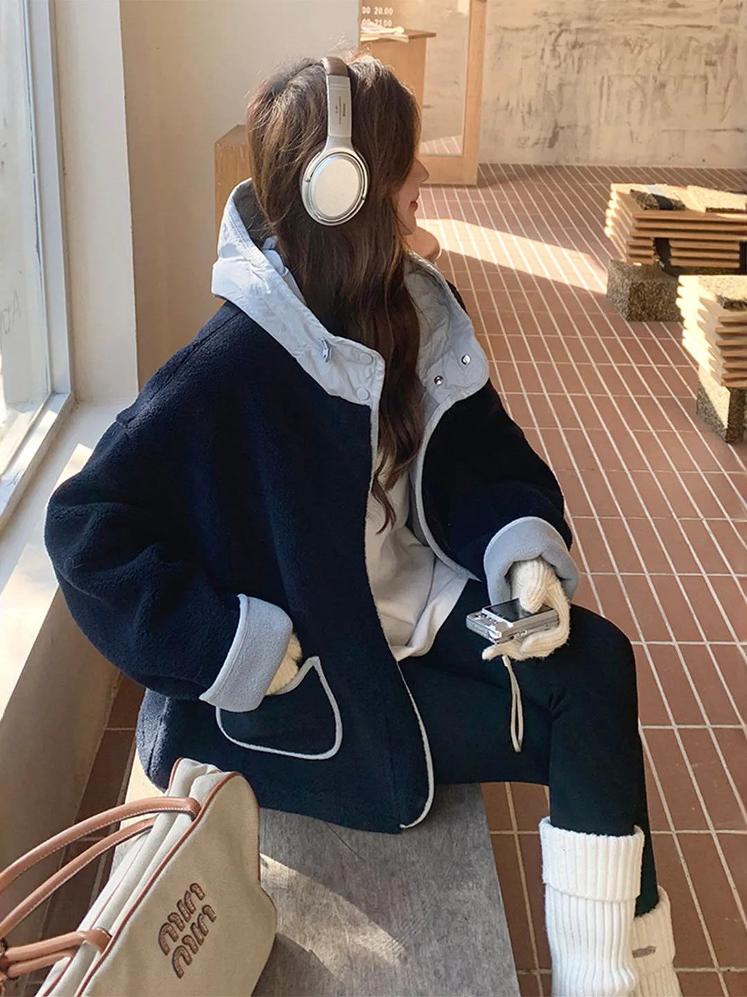 plus Size Women's Thiened Lamb Fur Jaet Spring Season Warm Hooded Fce Cotton Coat French Sle Loose Fit Long Sve
plus Size Women's Thiened Lamb Fur Jaet Spring Season Warm Hooded Fce Cotton Coat French Sle Loose Fit Long Sve