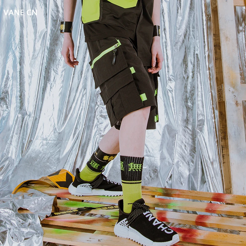 Flam Zipper Magic Patch Pocket Five-Quarter Shorts Street Dance Sportswear Workwear Trendy Brand Casual Pants Youth Energy Style
Flam Zipper Magic Patch Pocket Five-Quarter Shorts Street Dance Sportswear Workwear Trendy Brand Casual Pants Youth Energy Style