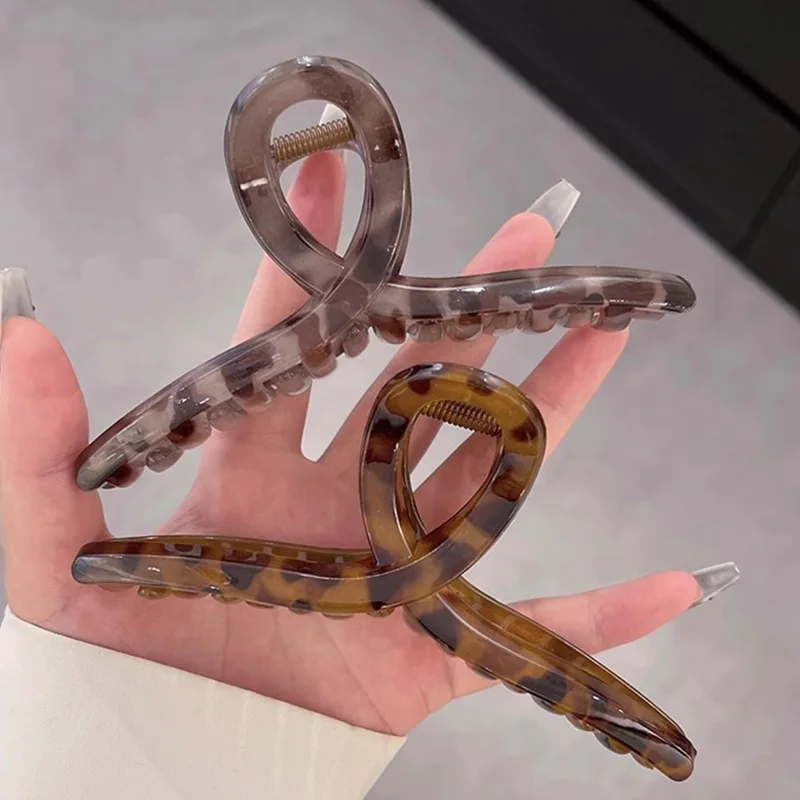 Large leopard print Hair Clips for Women - Jumbo Loop Hair Claw Clips for Thick Hair Big Hair Clip Claw for Women and Girls
Large leopard print Hair Clips for Women - Jumbo Loop Hair Claw Clips for Thick Hair Big Hair Clip Claw for Women and Girls