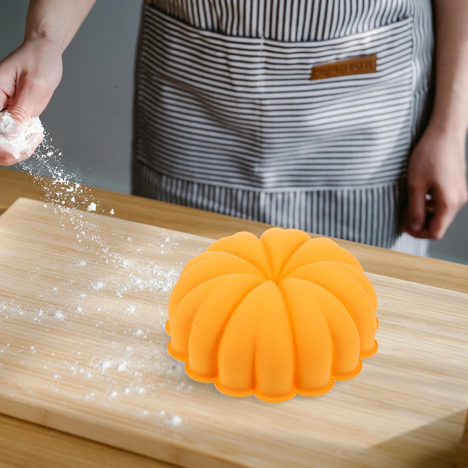 Pumpkin Cake Mold Silicone Baking Pan Large Shaped Oven Safe Non Stick Easy Clean Halloween Cake Molds Dessert Tools Bakery
Pumpkin Cake Mold Silicone Baking Pan Large Shaped Oven Safe Non Stick Easy Clean Halloween Cake Molds Dessert Tools Bakery