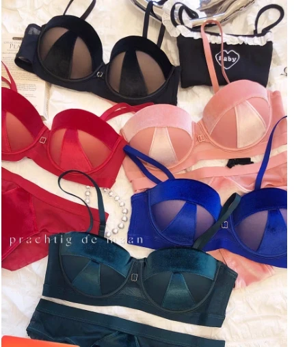 French Sexy Bra Set Women Velvet Small Chest Show Large Gathered Half Cup Top Support Soft Steel Ring Push Up Bra Underwear Set
French Sexy Bra Set Women Velvet Small Chest Show Large Gathered Half Cup Top Support Soft Steel Ring Push Up Bra Underwear Set