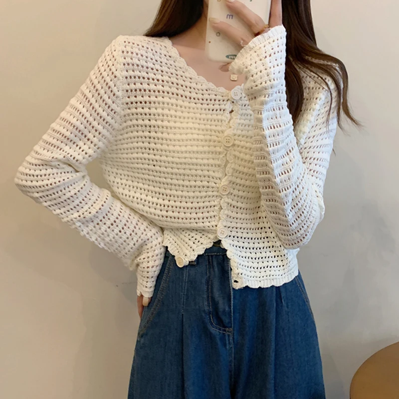 New Summer Hollow Out Knitted Cardigan for Women Long-sleeved Sunscreen Mesh Sling Short Top
New Summer Hollow Out Knitted Cardigan for Women Long-sleeved Sunscreen Mesh Sling Short Top