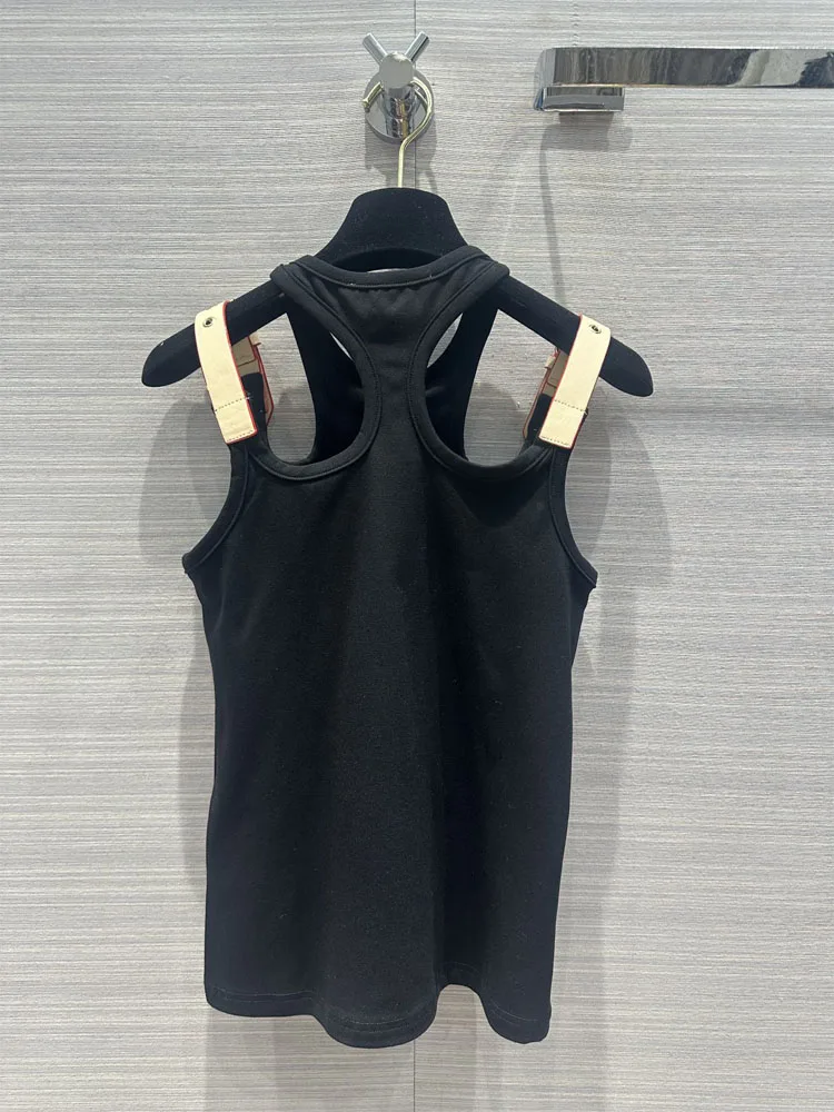 Tank Tops Women Solid Basic T-shirts Vest vintage Leather buckle Design Streetwear Sleeveless Causal Summer Female Tops
Tank Tops Women Solid Basic T-shirts Vest vintage Leather buckle Design Streetwear Sleeveless Causal Summer Female Tops